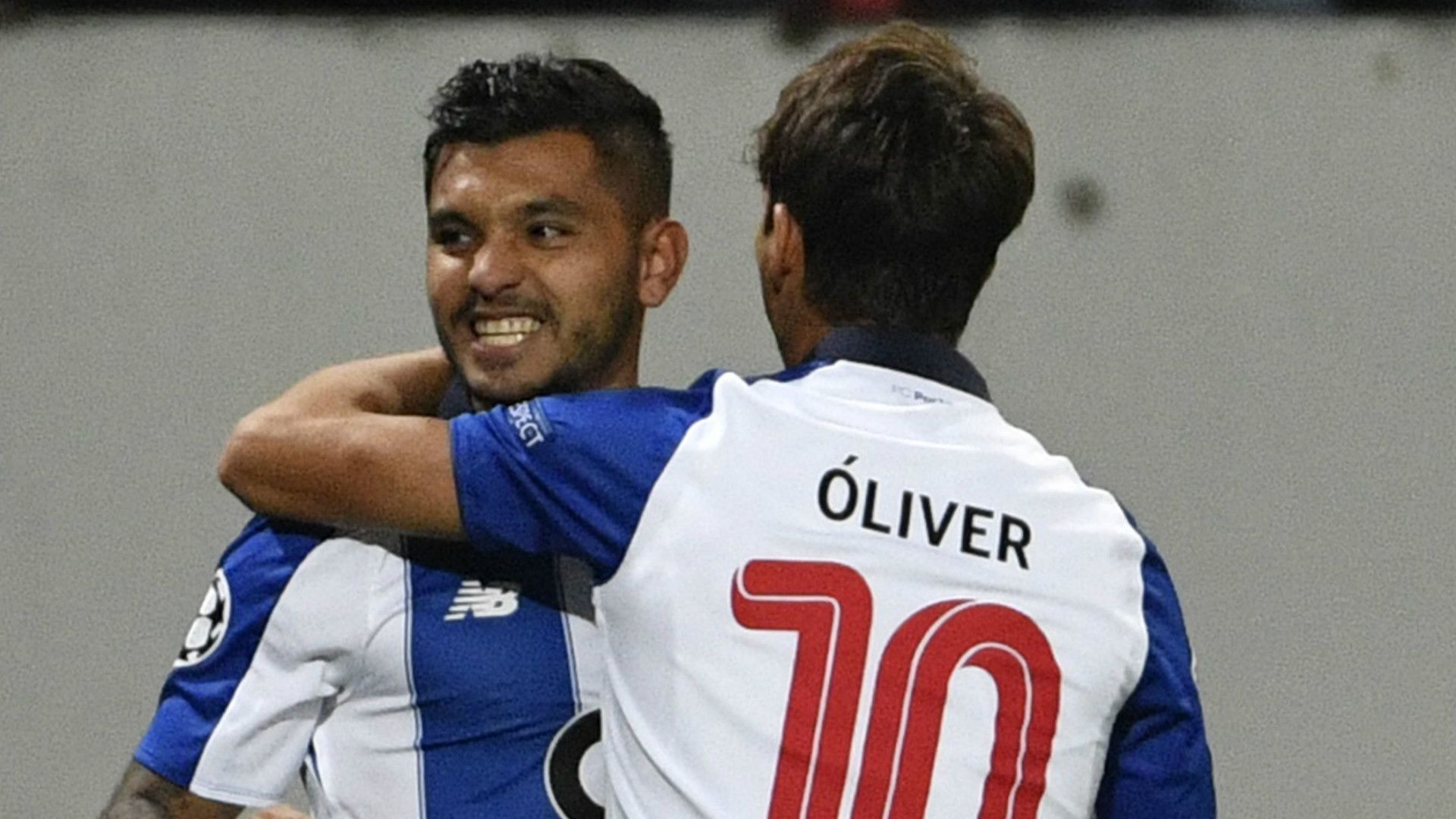 Porto celebrate 2018-19