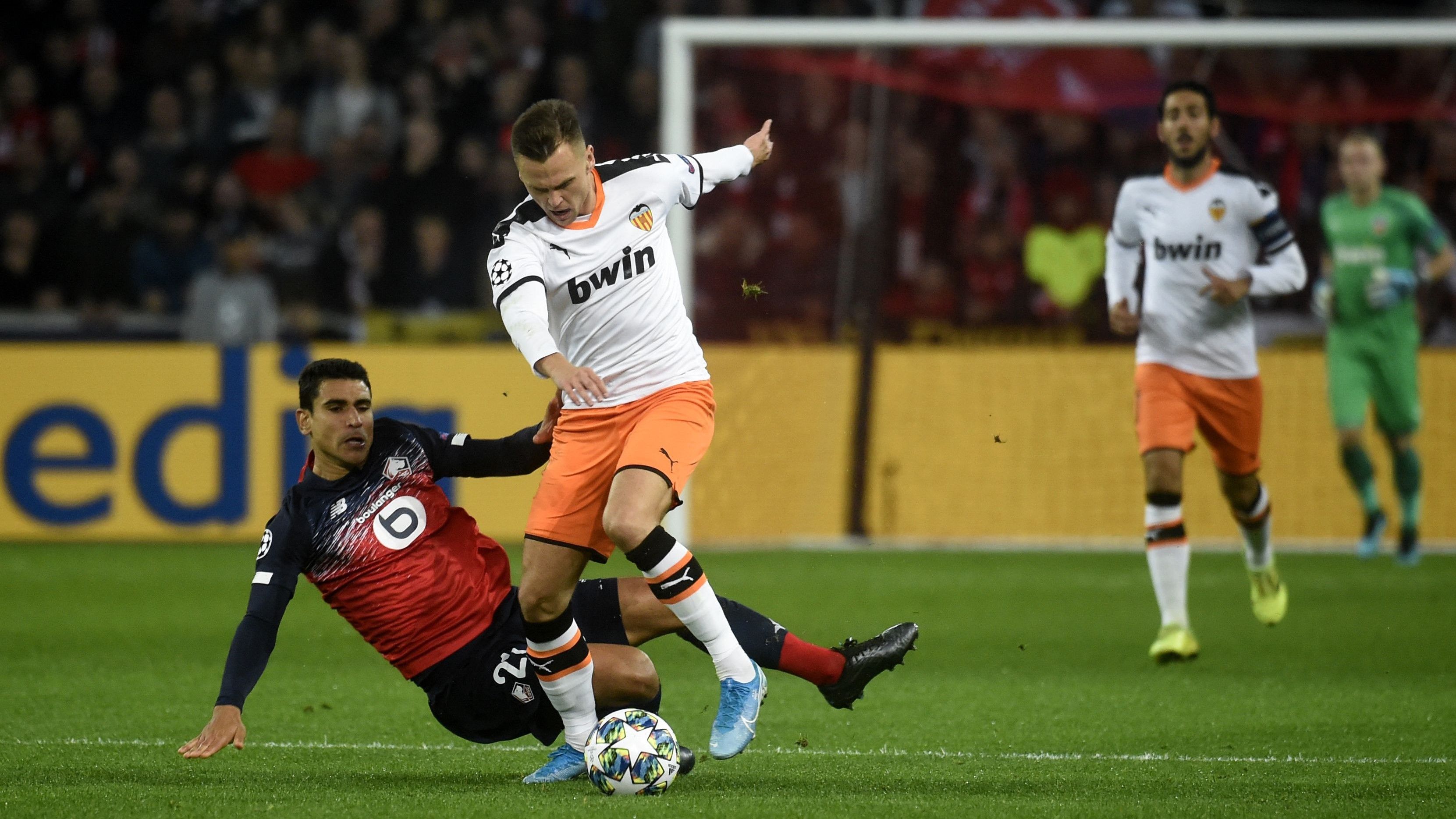 Benjamin Andre Denis Cheryshev Lille Valencia UCL 23102019