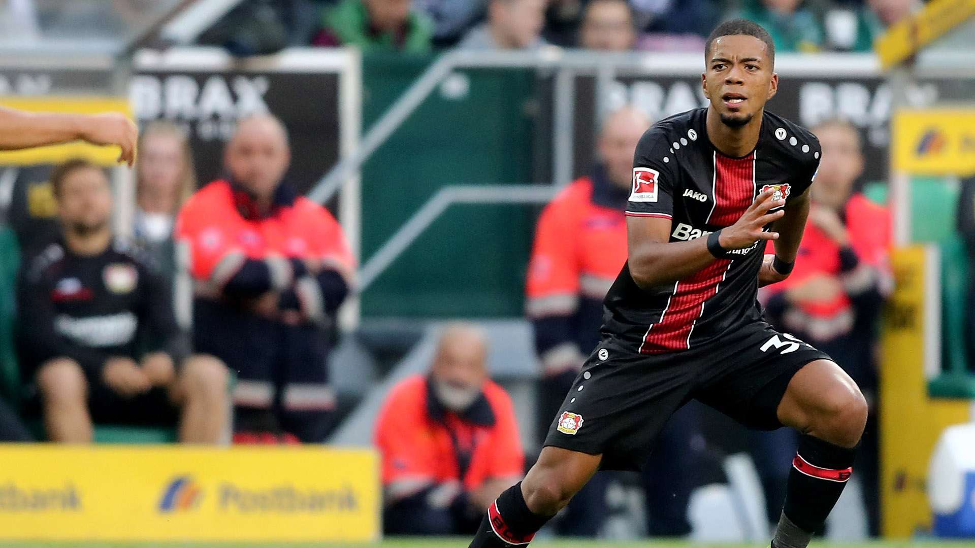 Benjamin Henrichs Bayer Leverkusen 2018
