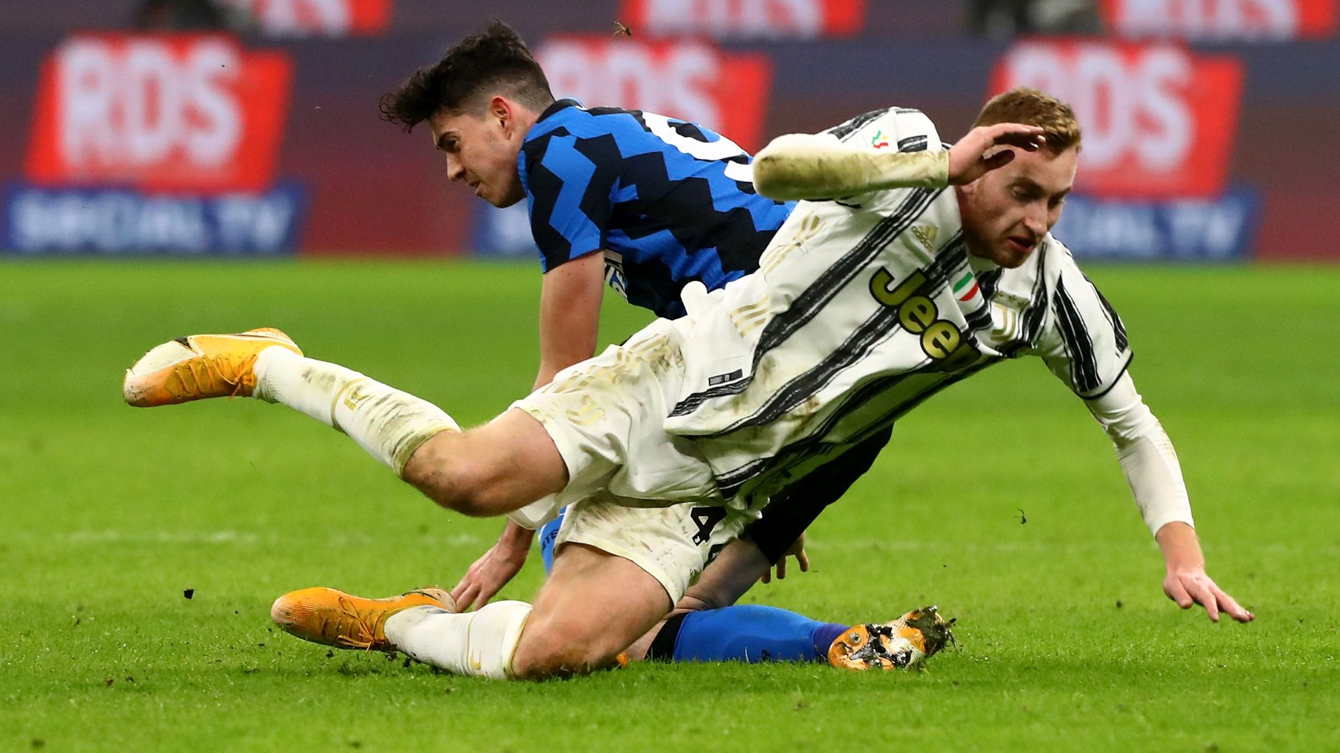 Bastoni Inter Juventus Coppa Italia