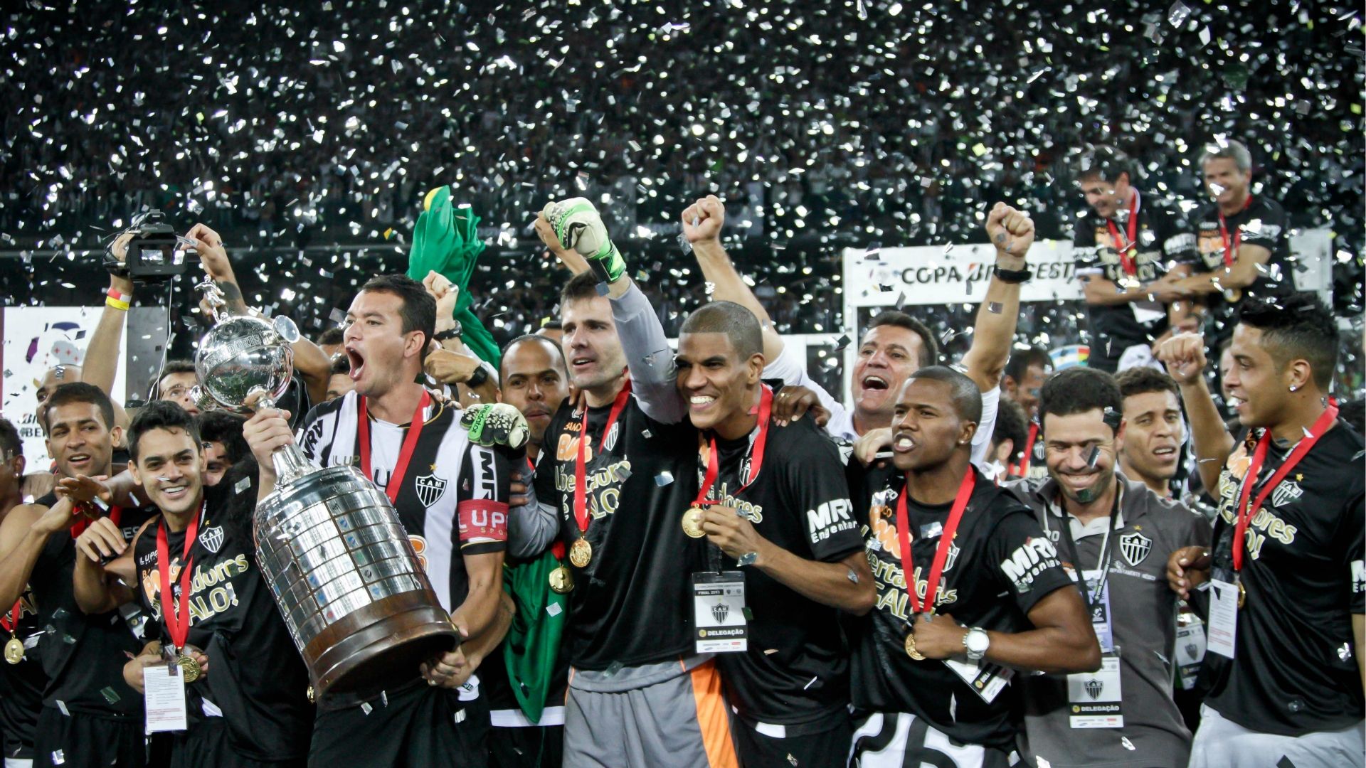 Réver Victor Leonardo Silva Atlético-MG Olimpia 24072013 Copa Libertadores
