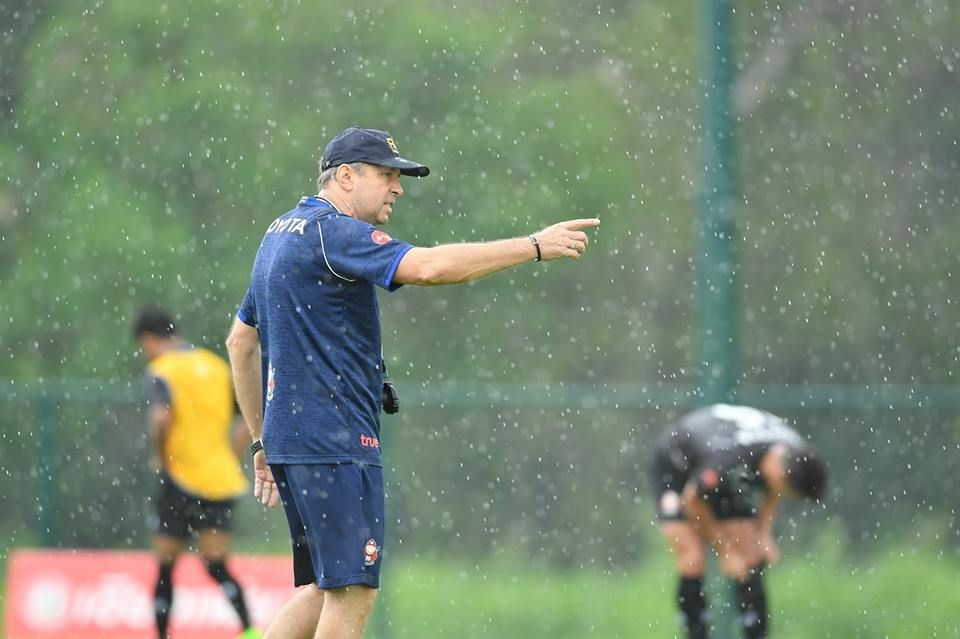 มิโลวาน ราเยวัช