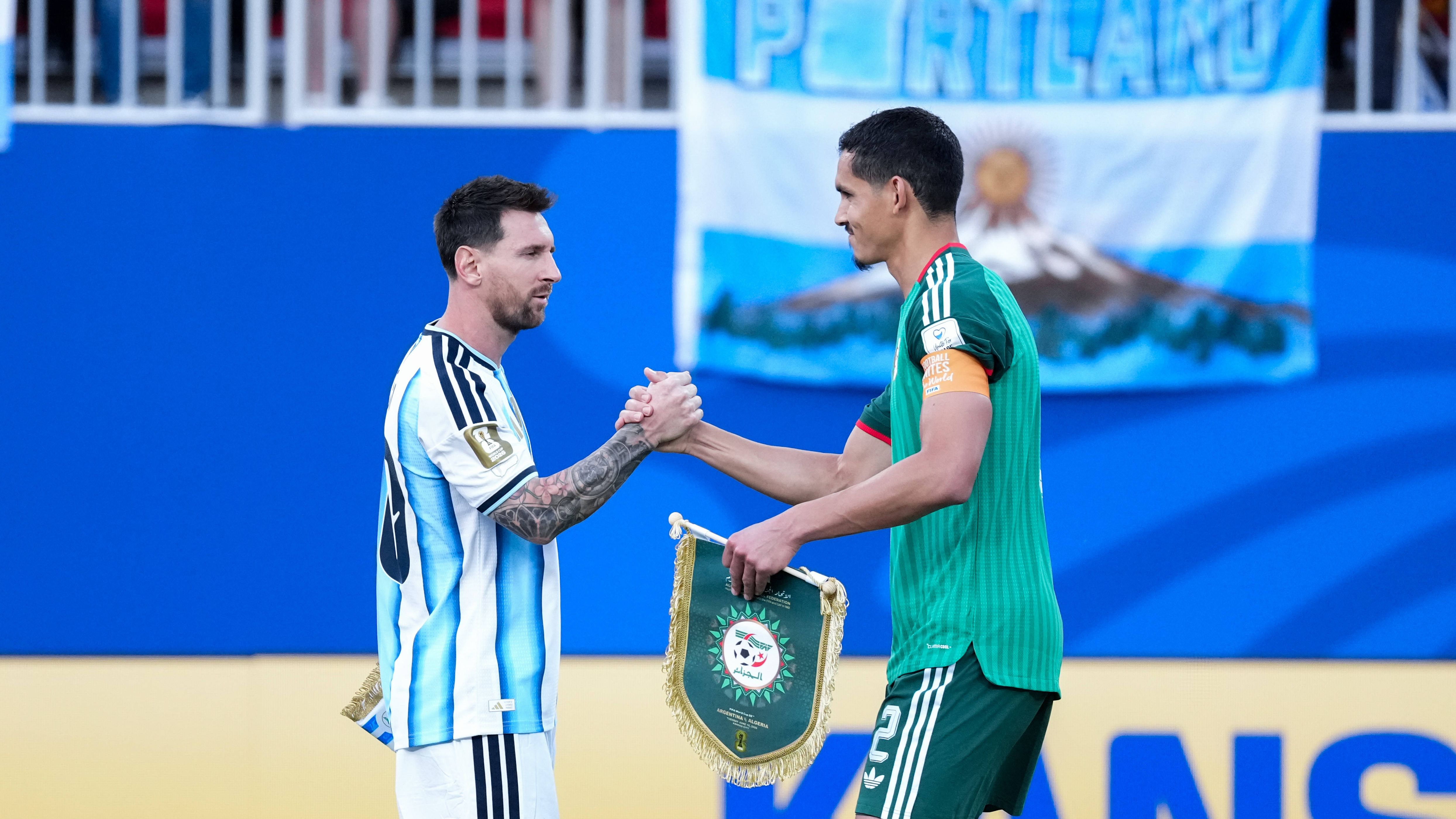 Lionel Messi Aissa Mandi