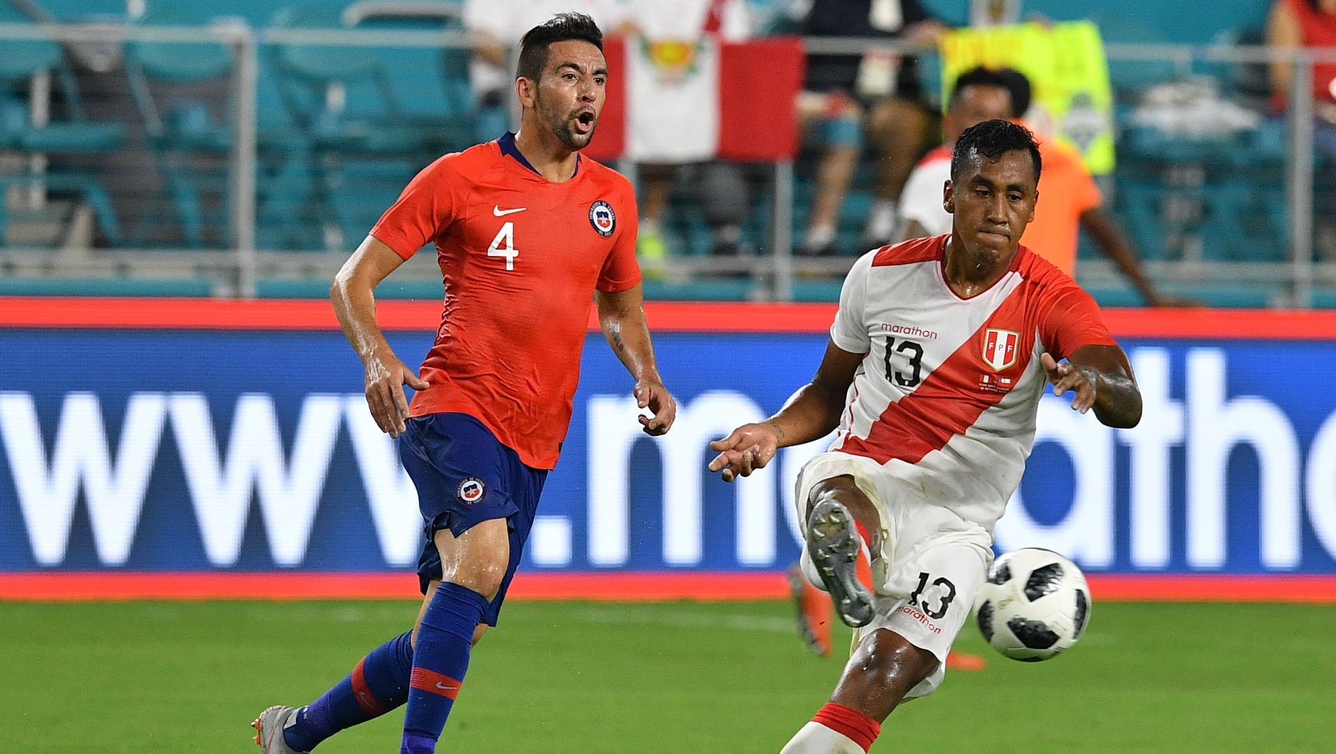 131018 Perú Chile Mauricio Isla Renato Tapia