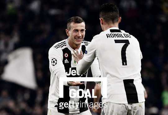 bernardeschi and ronaldo