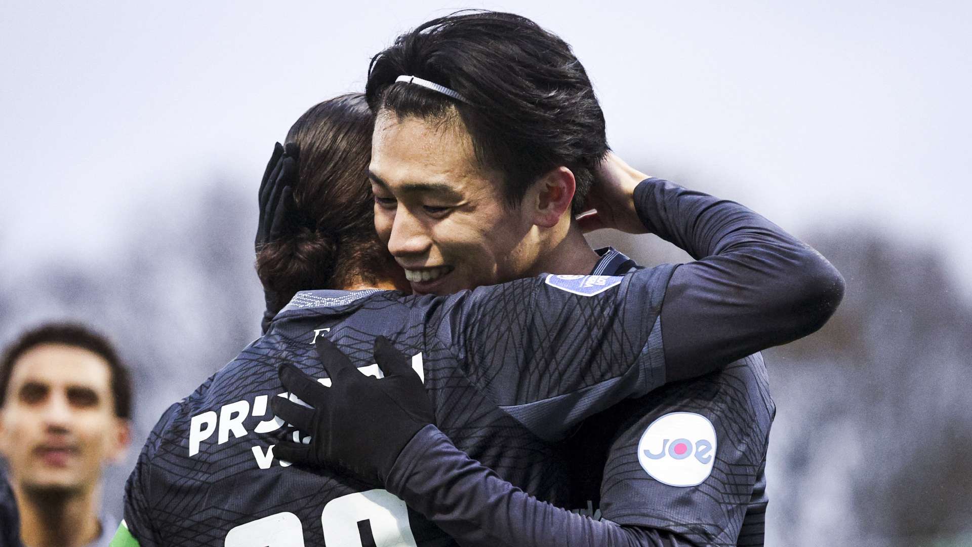 feyenoord-ayase-ueda