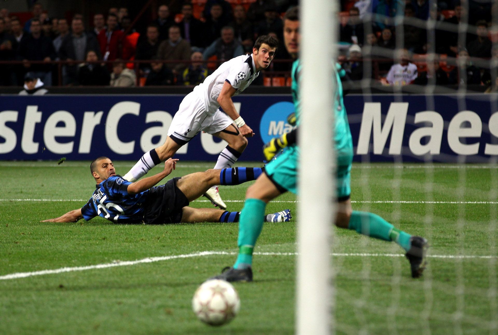 Gareth Bale vs. Internazionale 2010