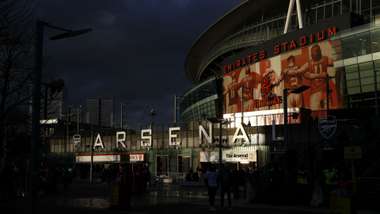 Emirates vs AC Milan