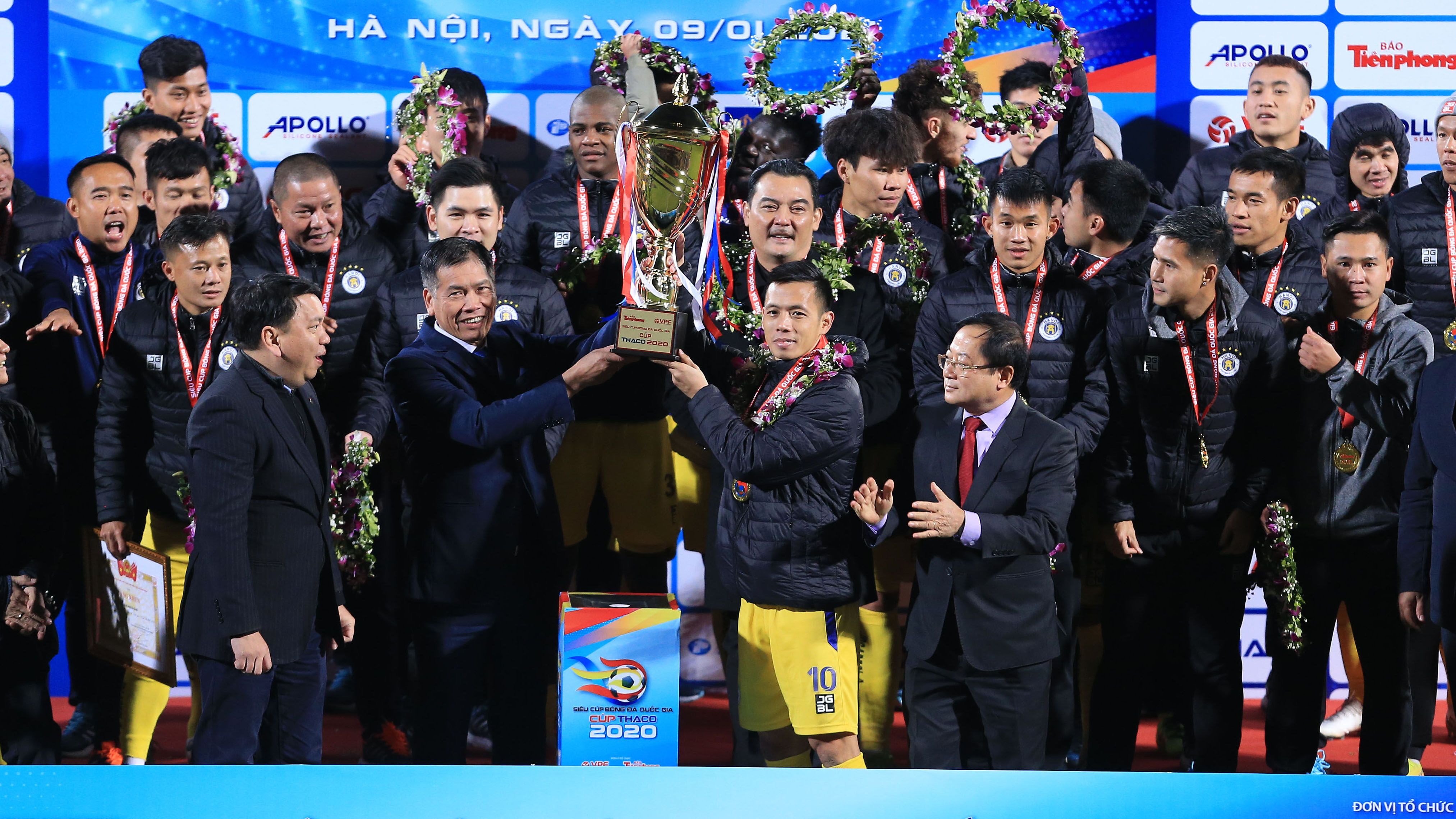 ha noi sieu cup 1012021.jpg