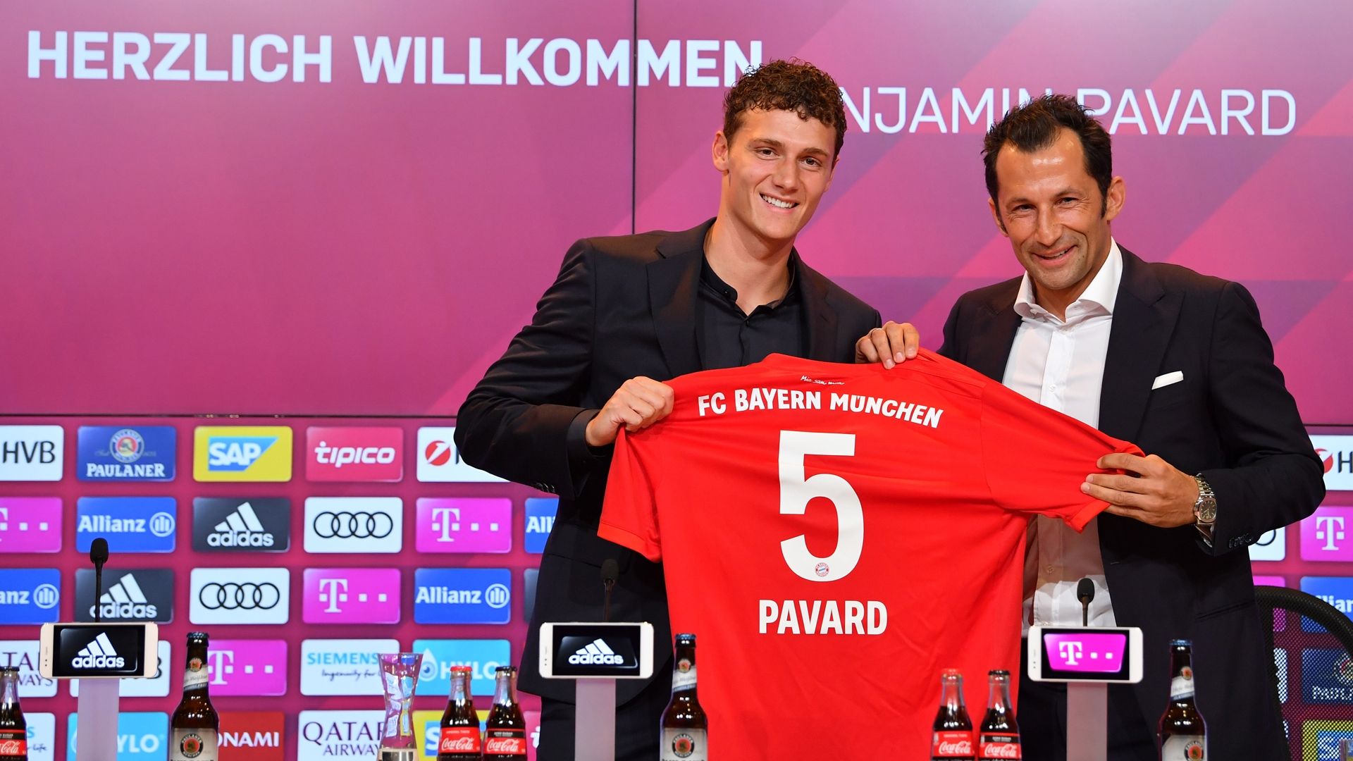 Benjamin Pavard FC Bayern München Bundesliga