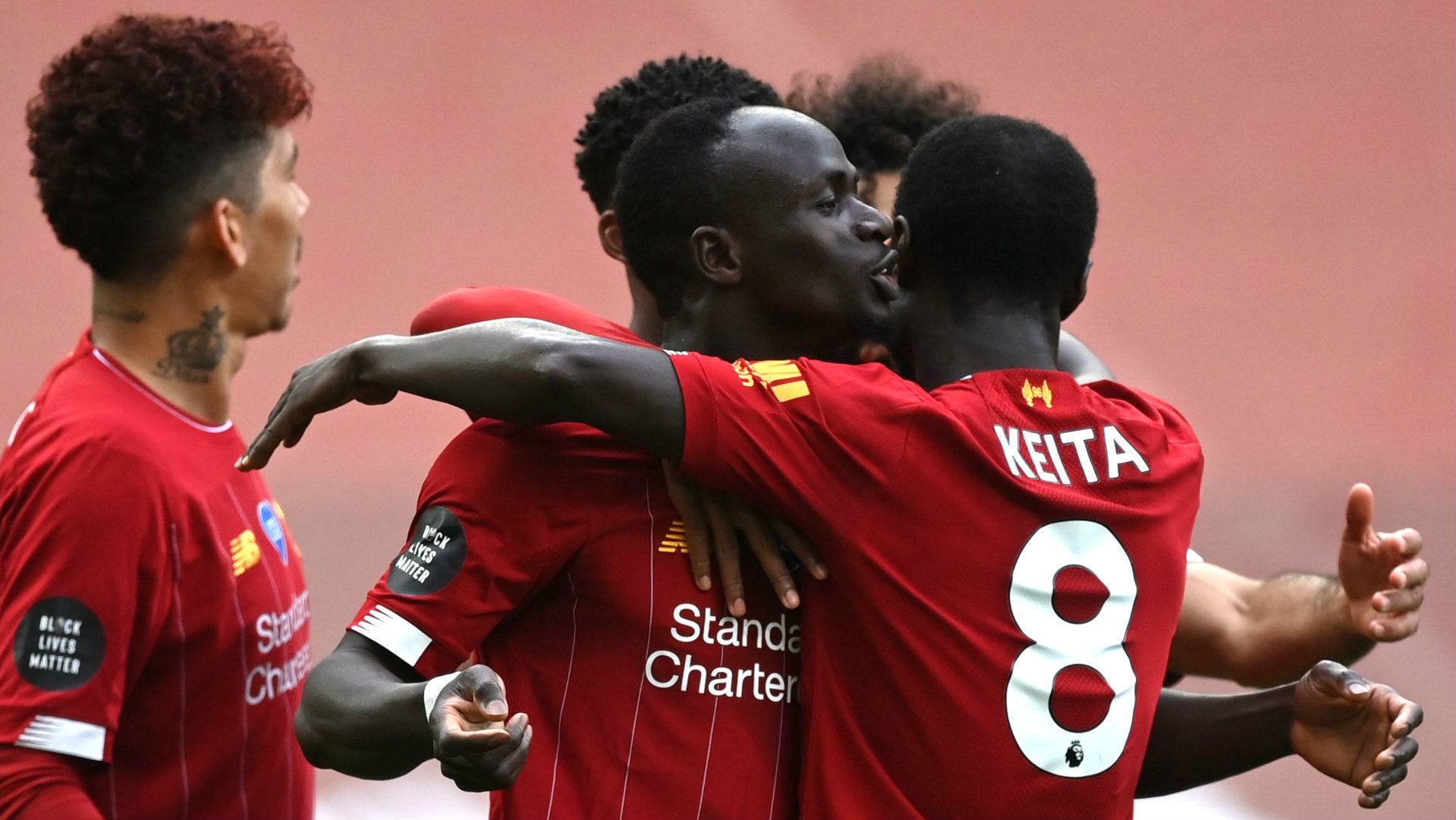 Sadio Mane Liverpool vs Aston Villa Premier League 2019-20