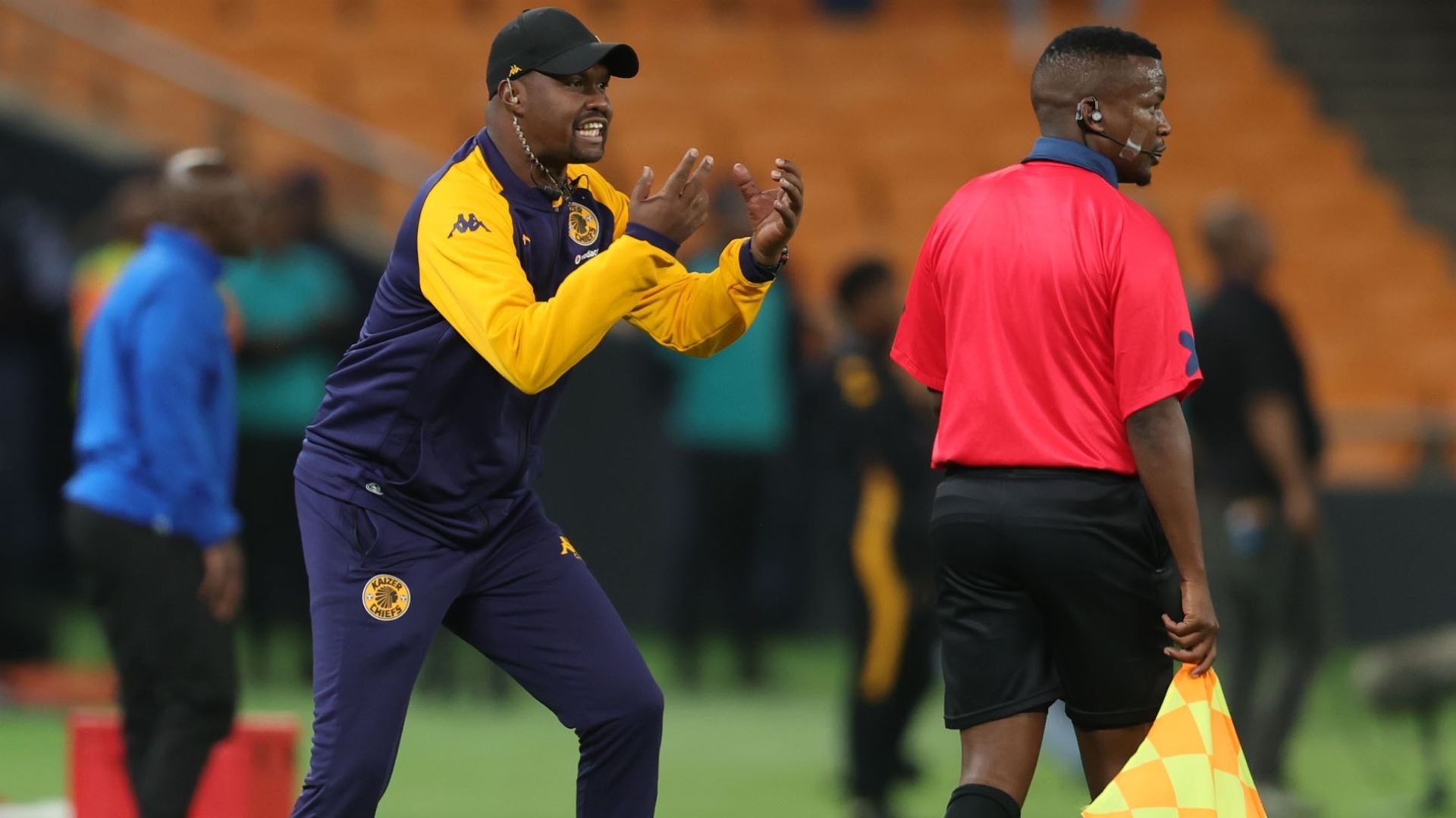 Cedric Kaze, Kaizer Chiefs