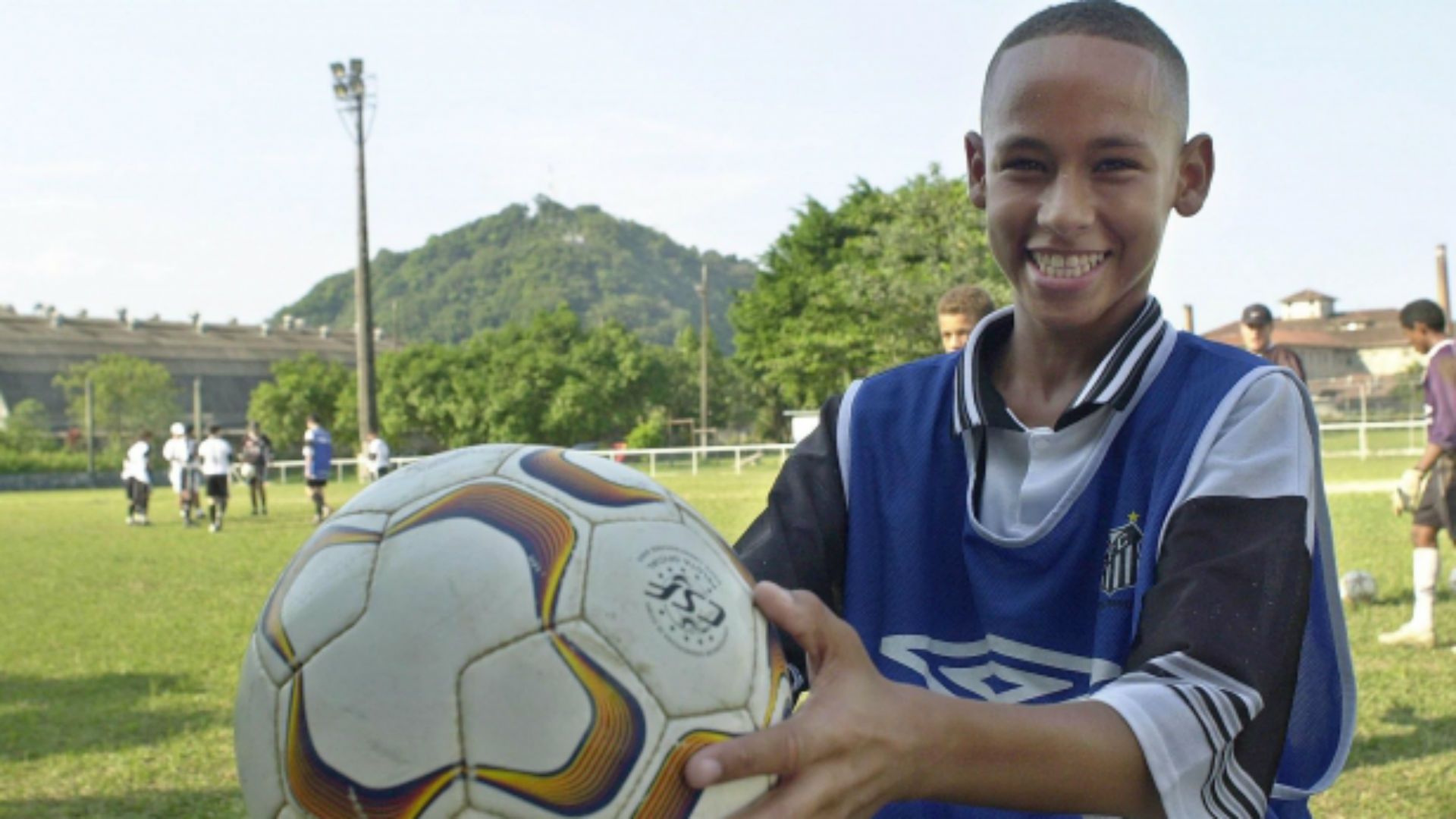 Neymar criança garoto