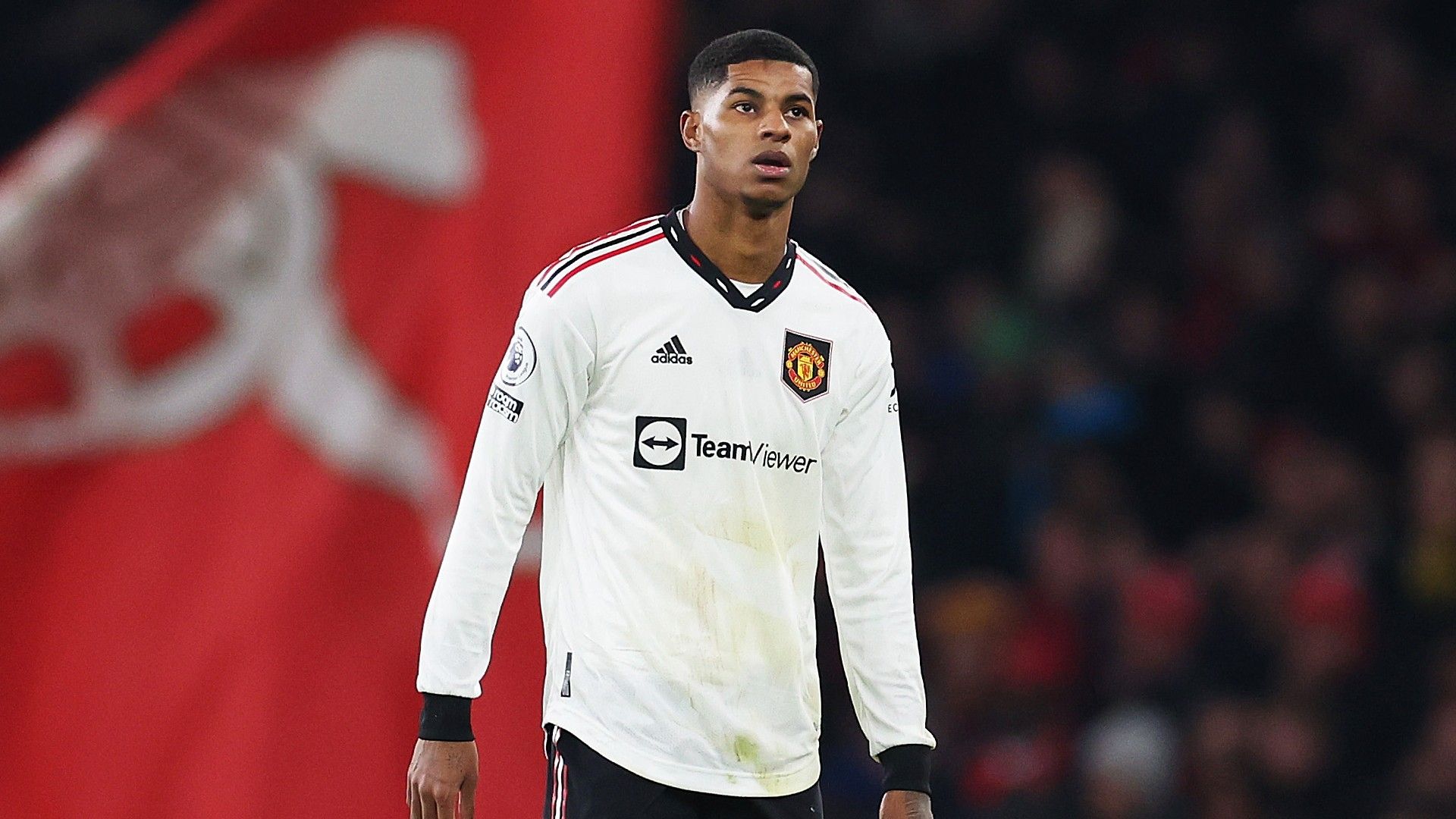 Rashford slammed for dribbling 'with his eyes closed' as ex