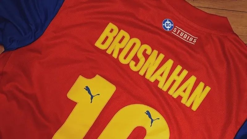 Bahia uniforme vazado do Filme Superman