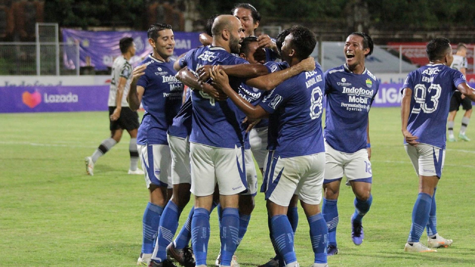 Persib Bandung vs Tira Persikabo