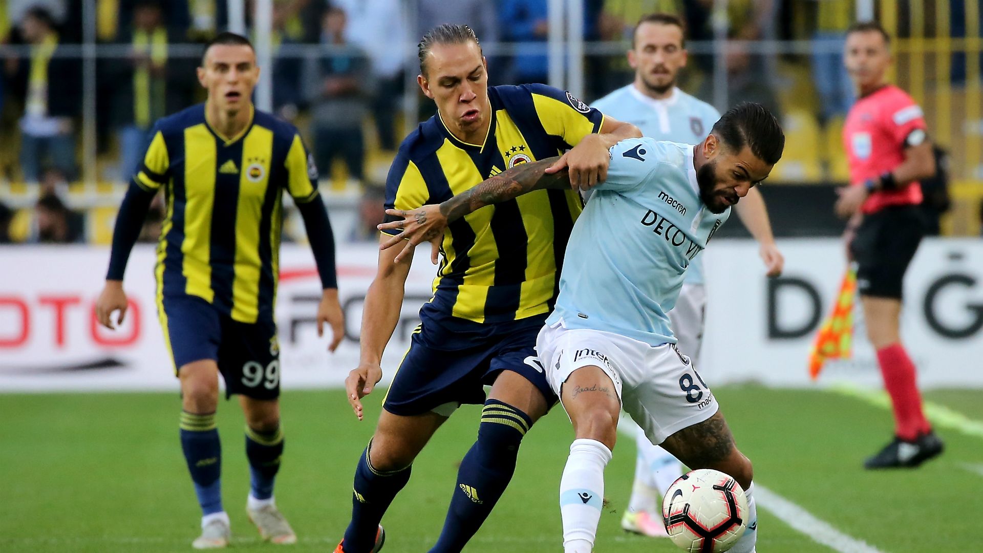 Fenerbahce Basaksehir Frey 071018