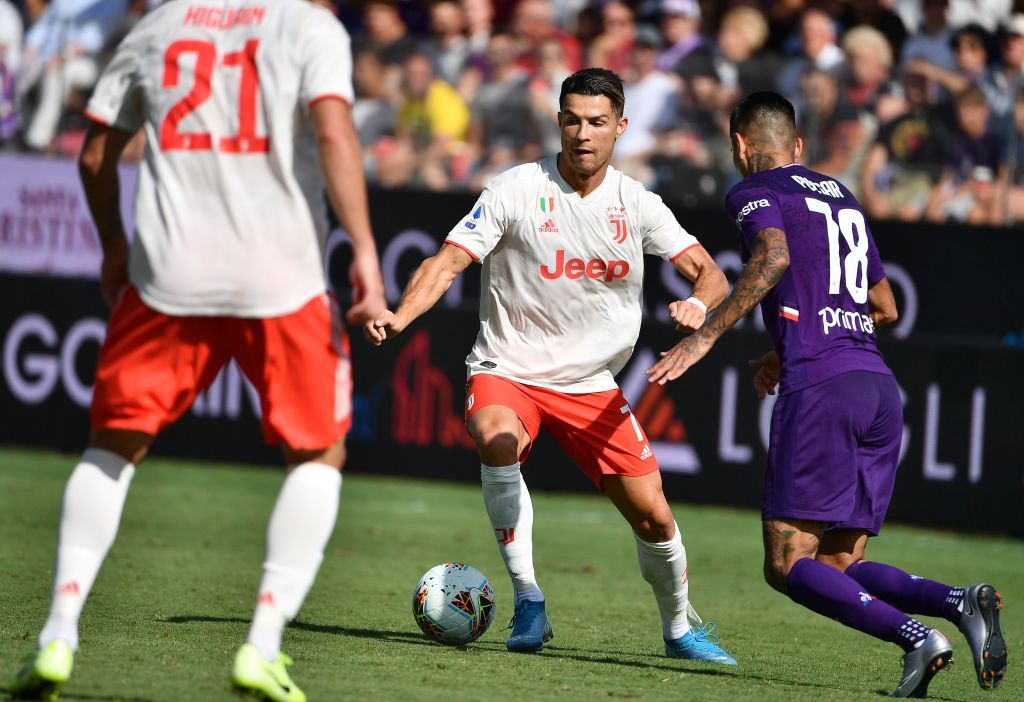 erick Pulgar - cristiano Ronaldo