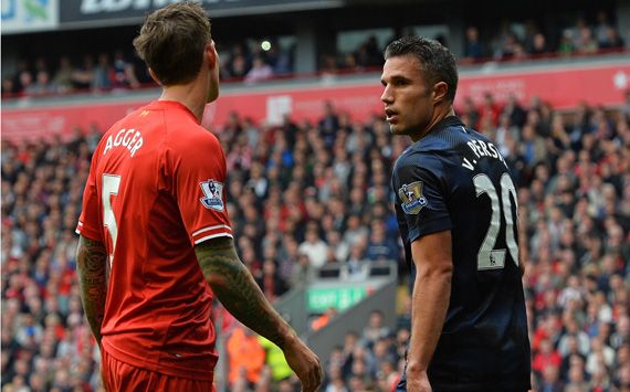 Liverpool vs Manchester United: Daniel Agger, Robin van Persie