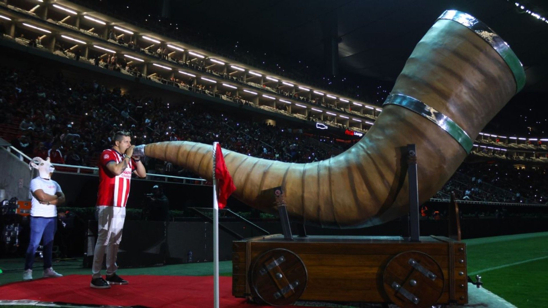 Chivas Cuerno Gigante Clausura 2023