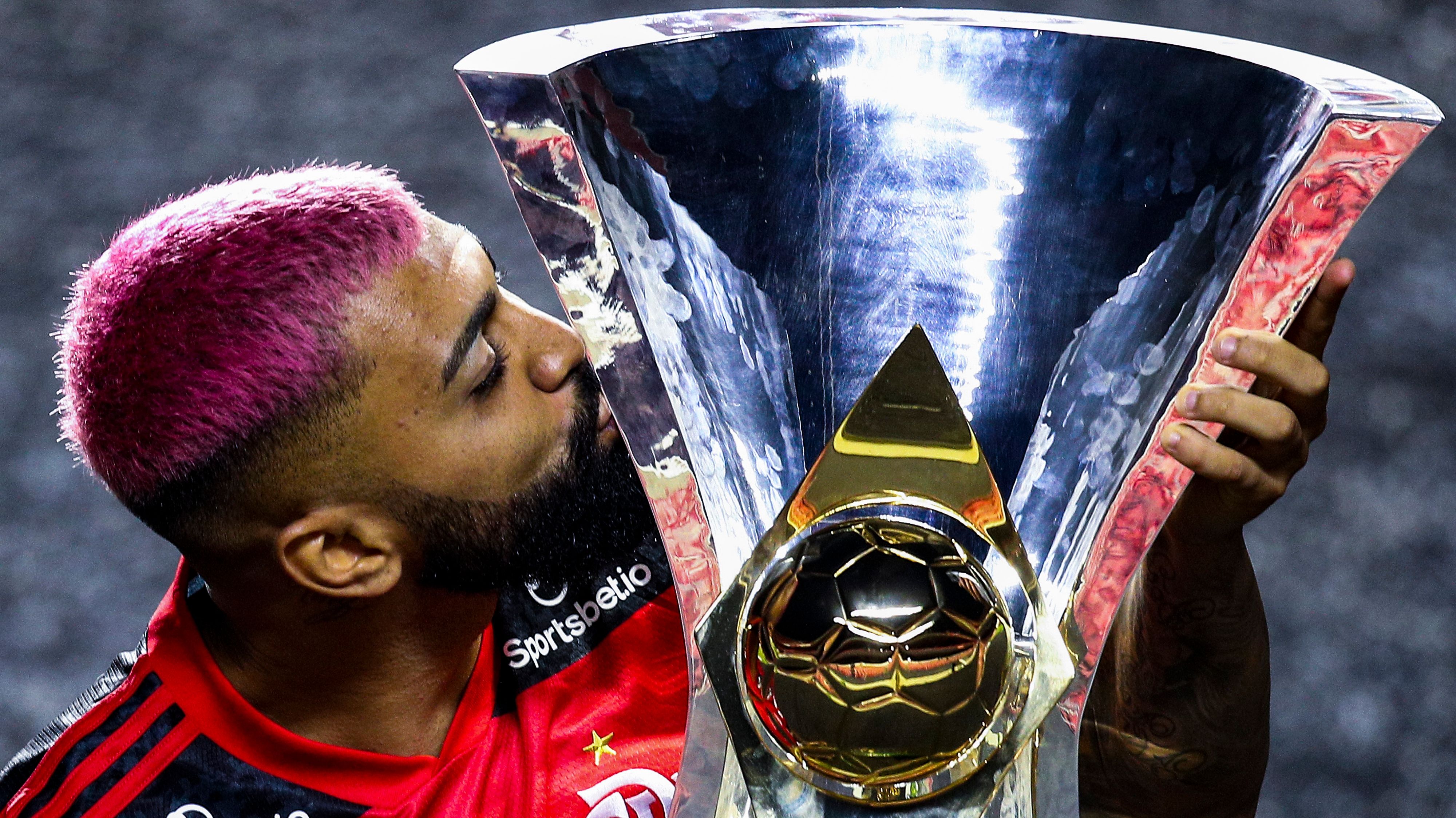 Gabigol comemora título do Brasileirão conquistado pelo Flamengo