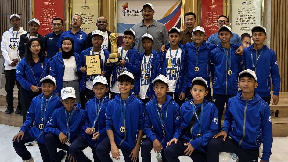 Akademi Persib Cimahi & Menpora