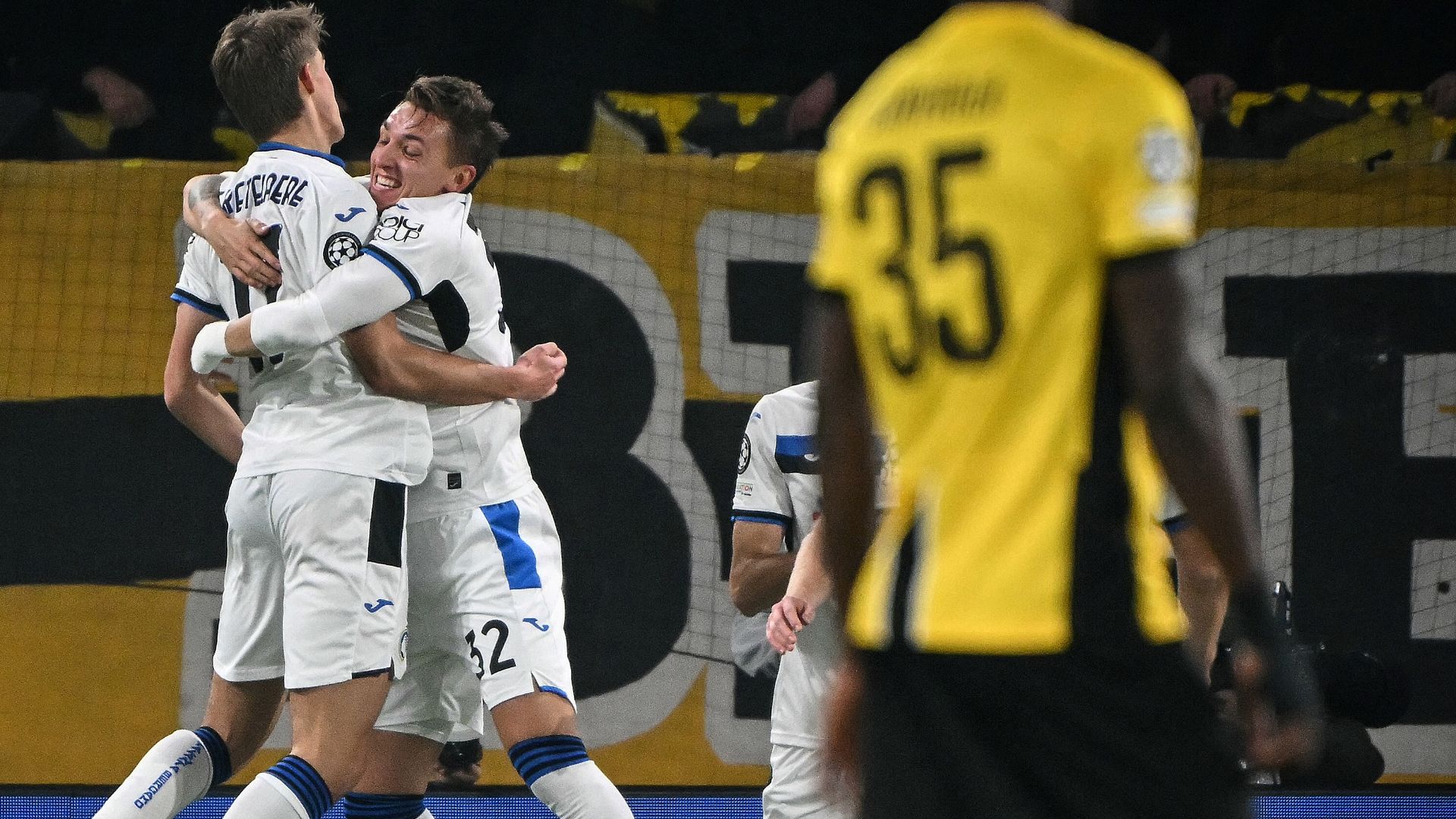 De Ketelaere Retegui Young Boys Atalanta Champions League