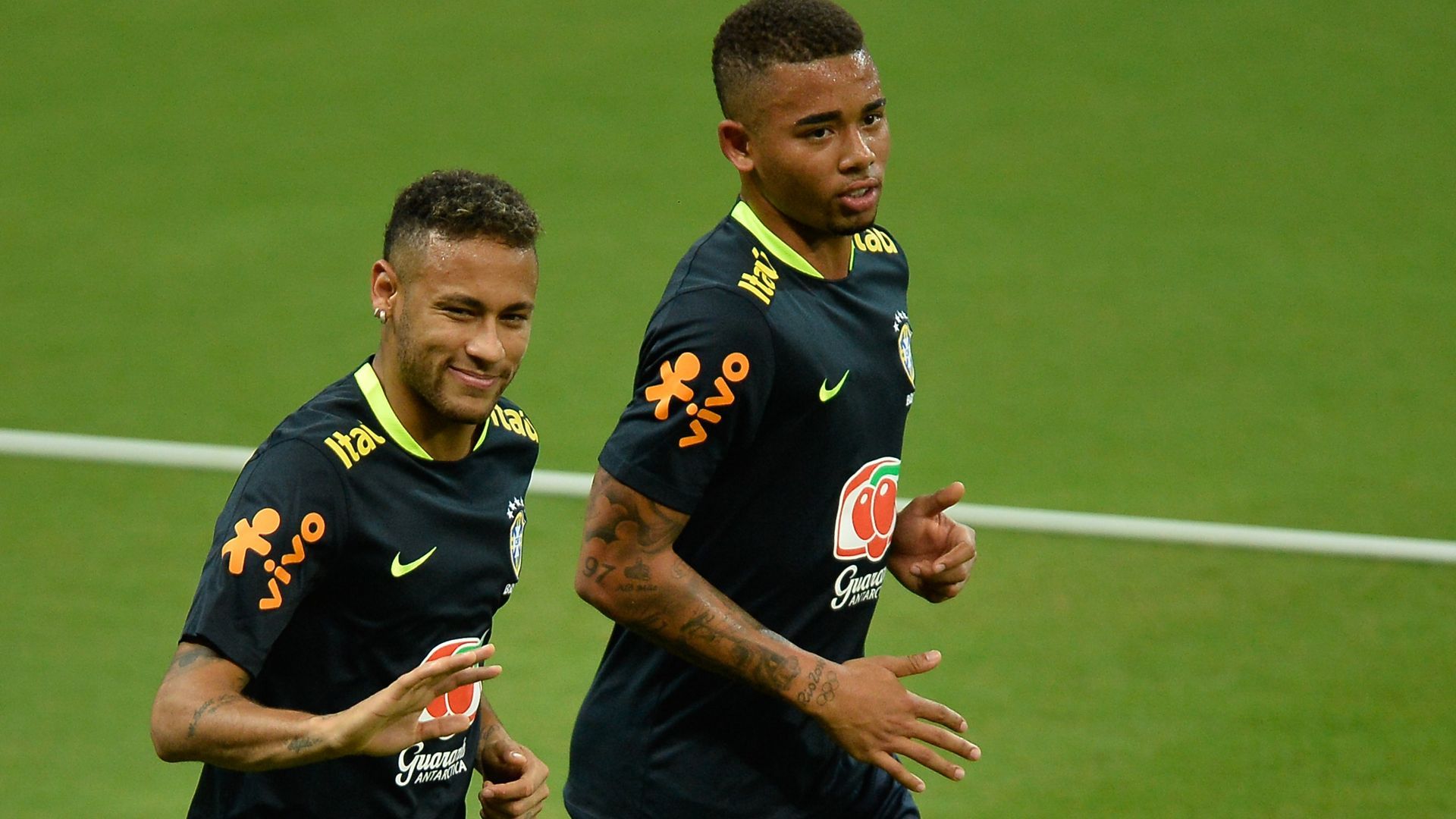 Neymar Gabriel Jesus Arena Amazonia Brasil treino 02092017