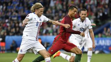 4aa3a6b8fb033e5f642f910f5aae04ccb2a2e992