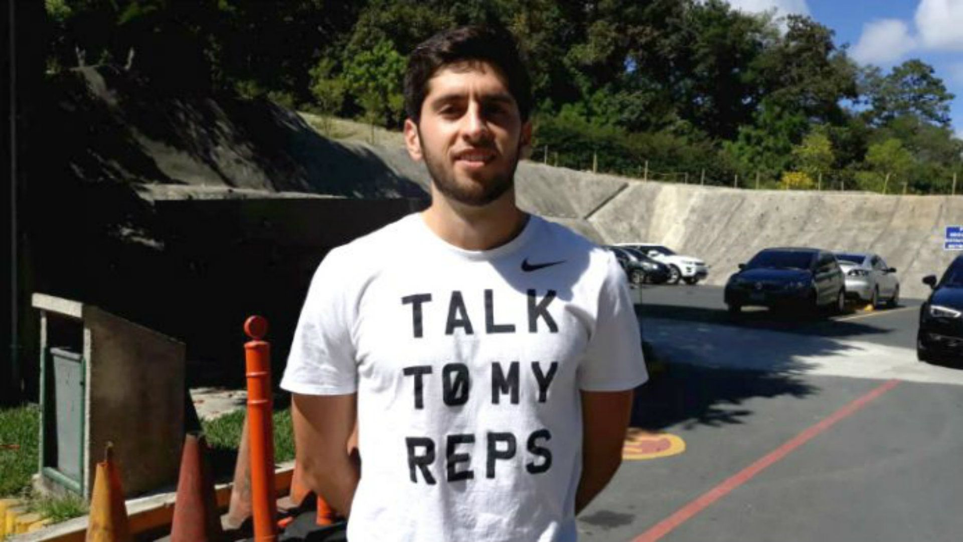 Nicolás Samayoa Comunicaciones