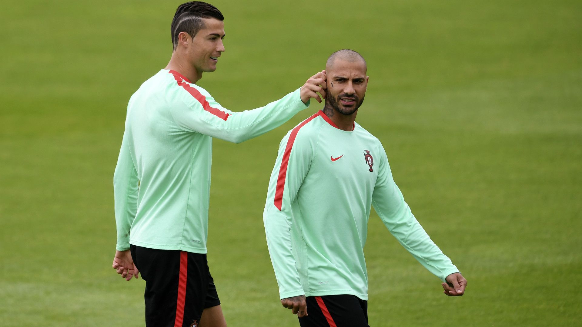 Ricardo Quaresma Cristiano Ronaldo Portugal 05072016