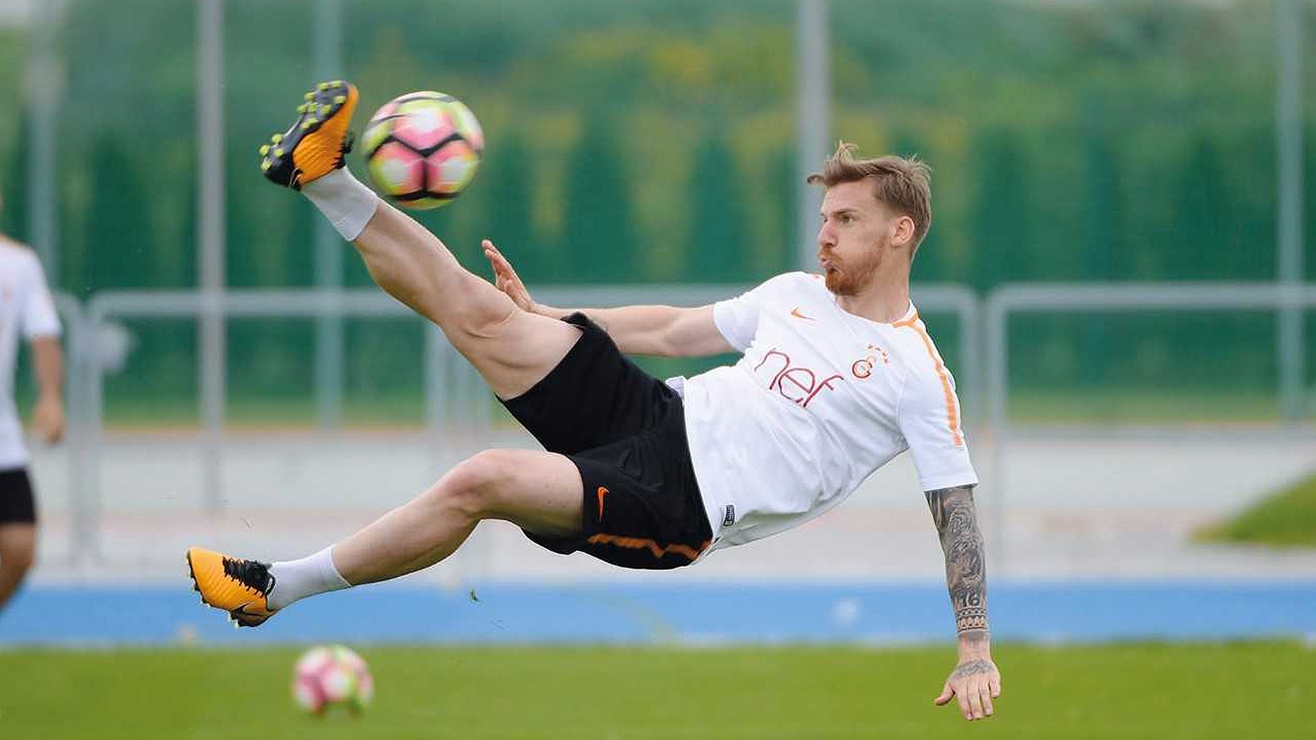Serdar Aziz Galatasaray