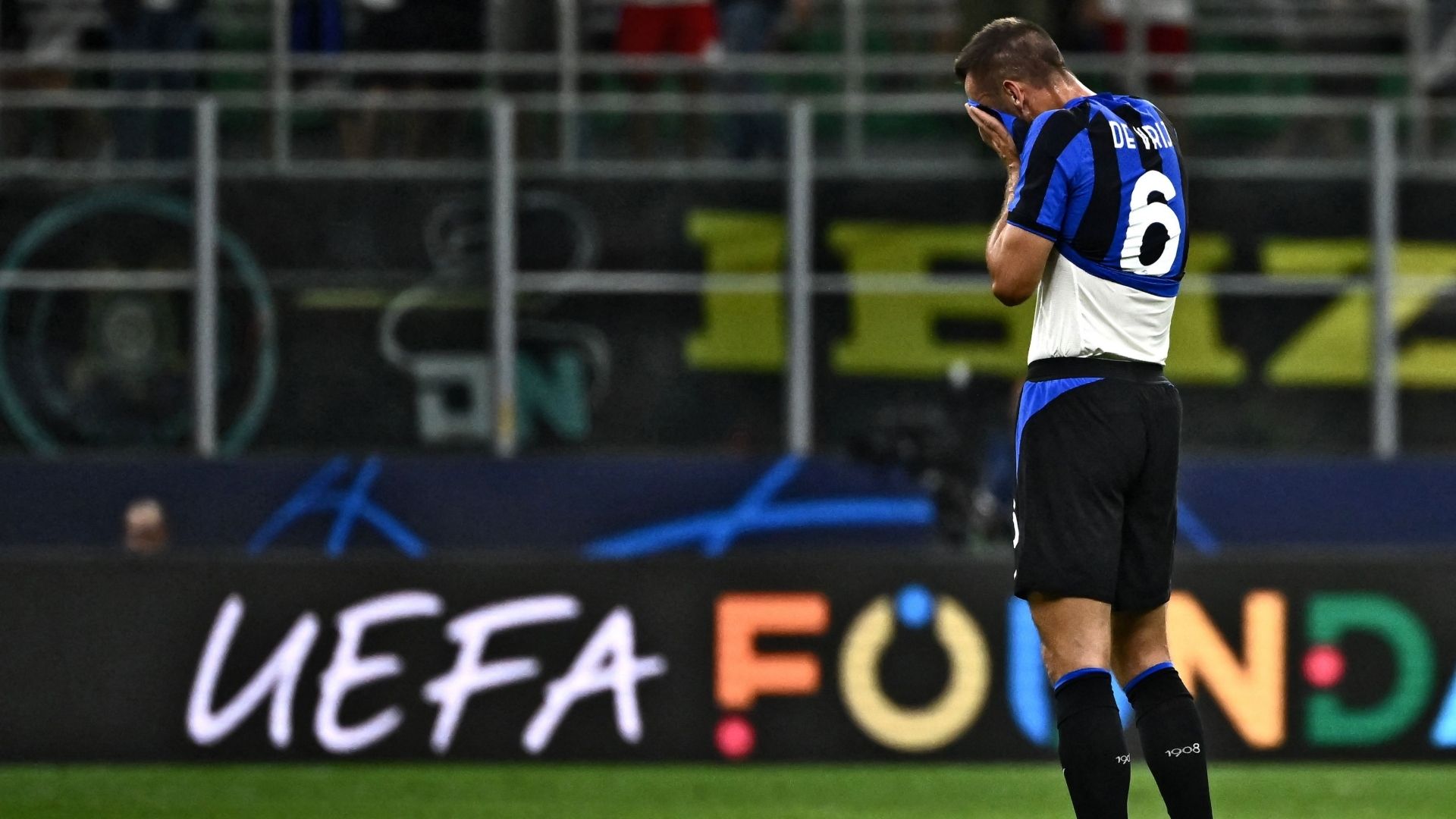 De Vrij Inter Bayern