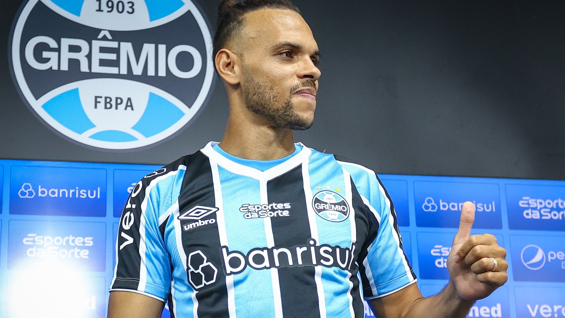 Martin Braithwaite, apresentação Grêmio 2024