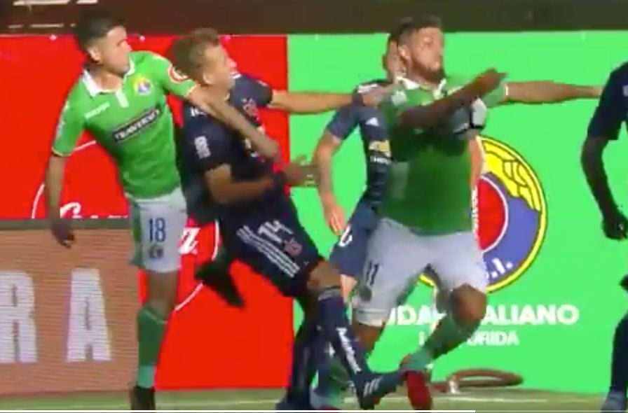 Penal de Seymour a Jeraldino U - Audax