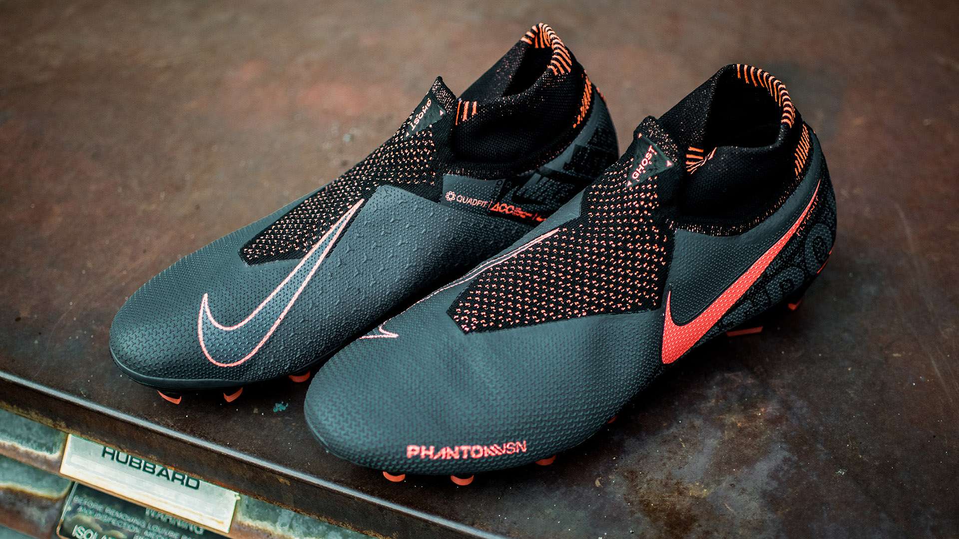 Nike Phantom Fire