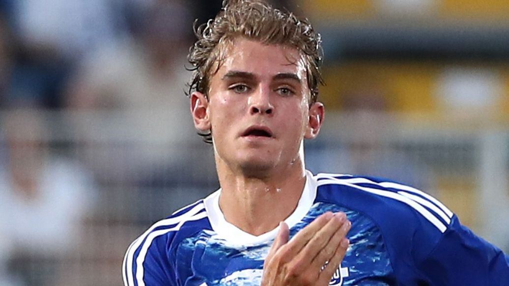 Nico Paz Como prima maglia