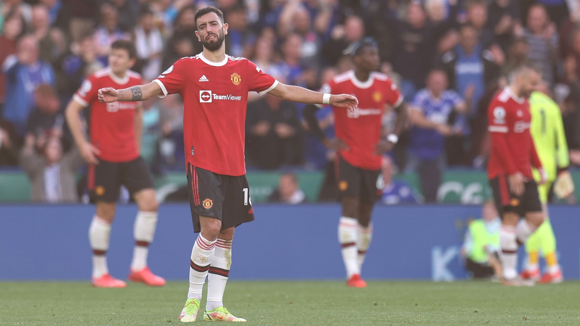 Bruno Fernandes Manchester United Leicester 2021-22