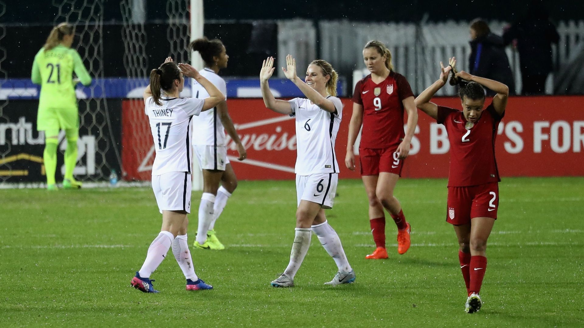 Gaetane Thiney Amandine Henry France USWNT