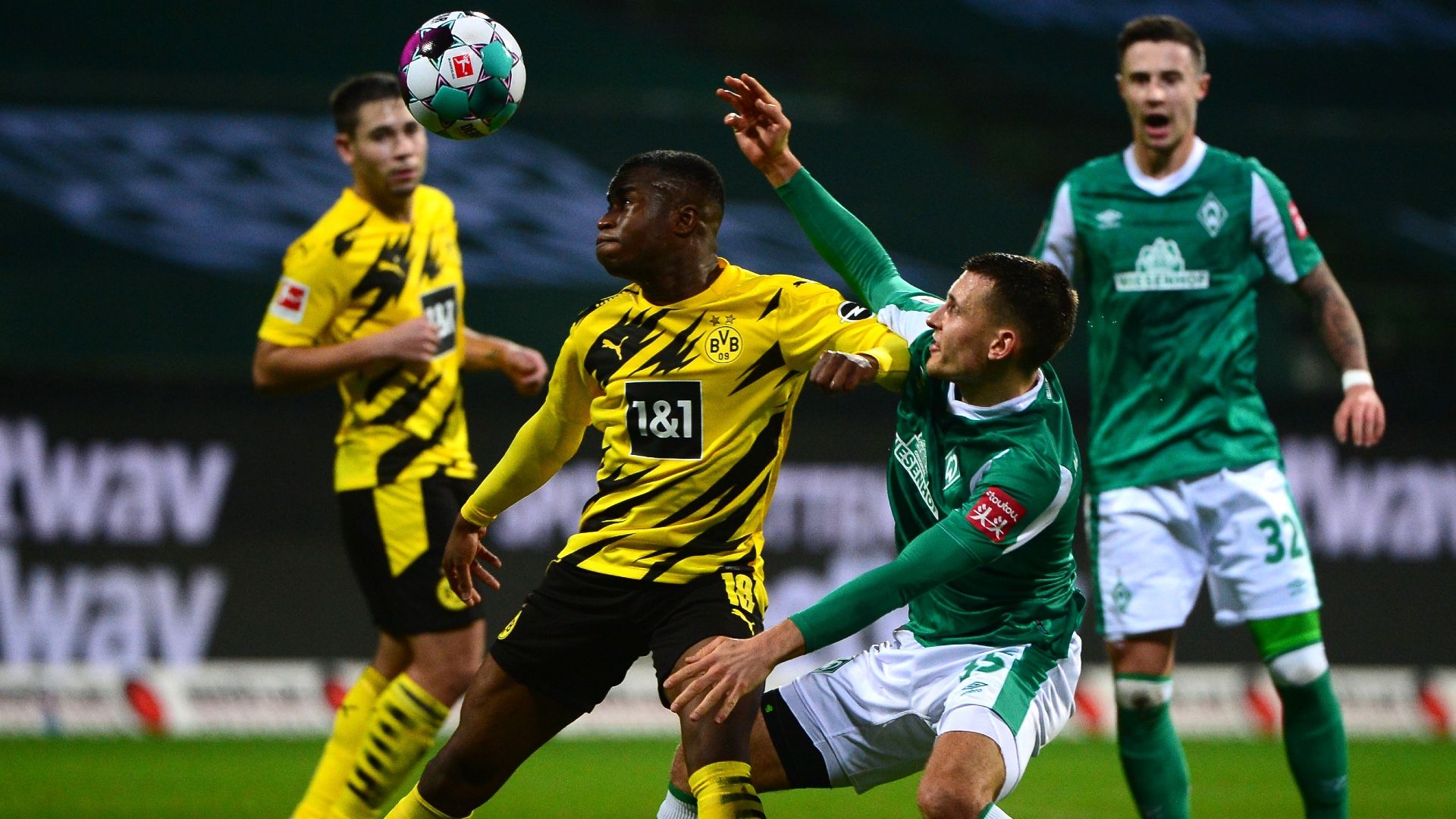 Maximilian Eggestein Youssoufa Moukoko Werder Bremen Borussia Dortmund Bundesliga 15122020