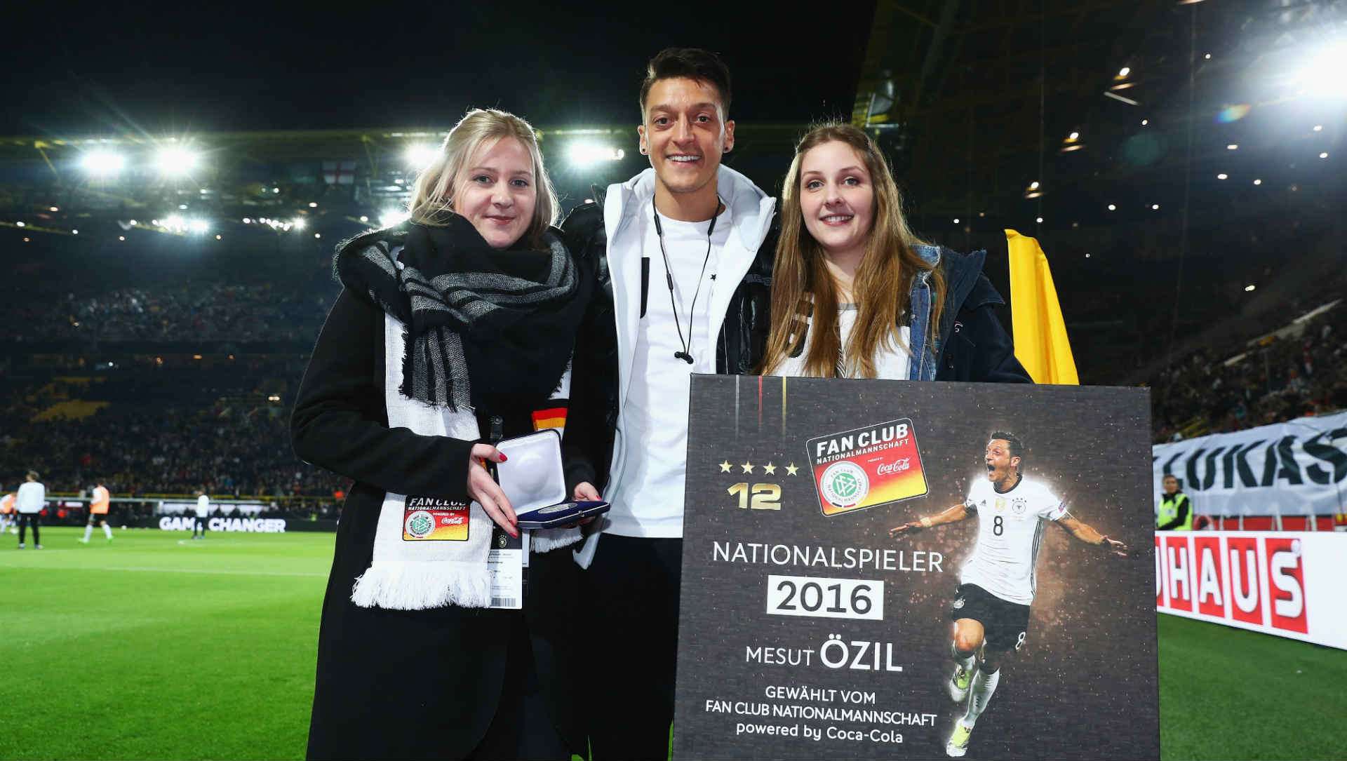 2017-03-25-germany-ozil