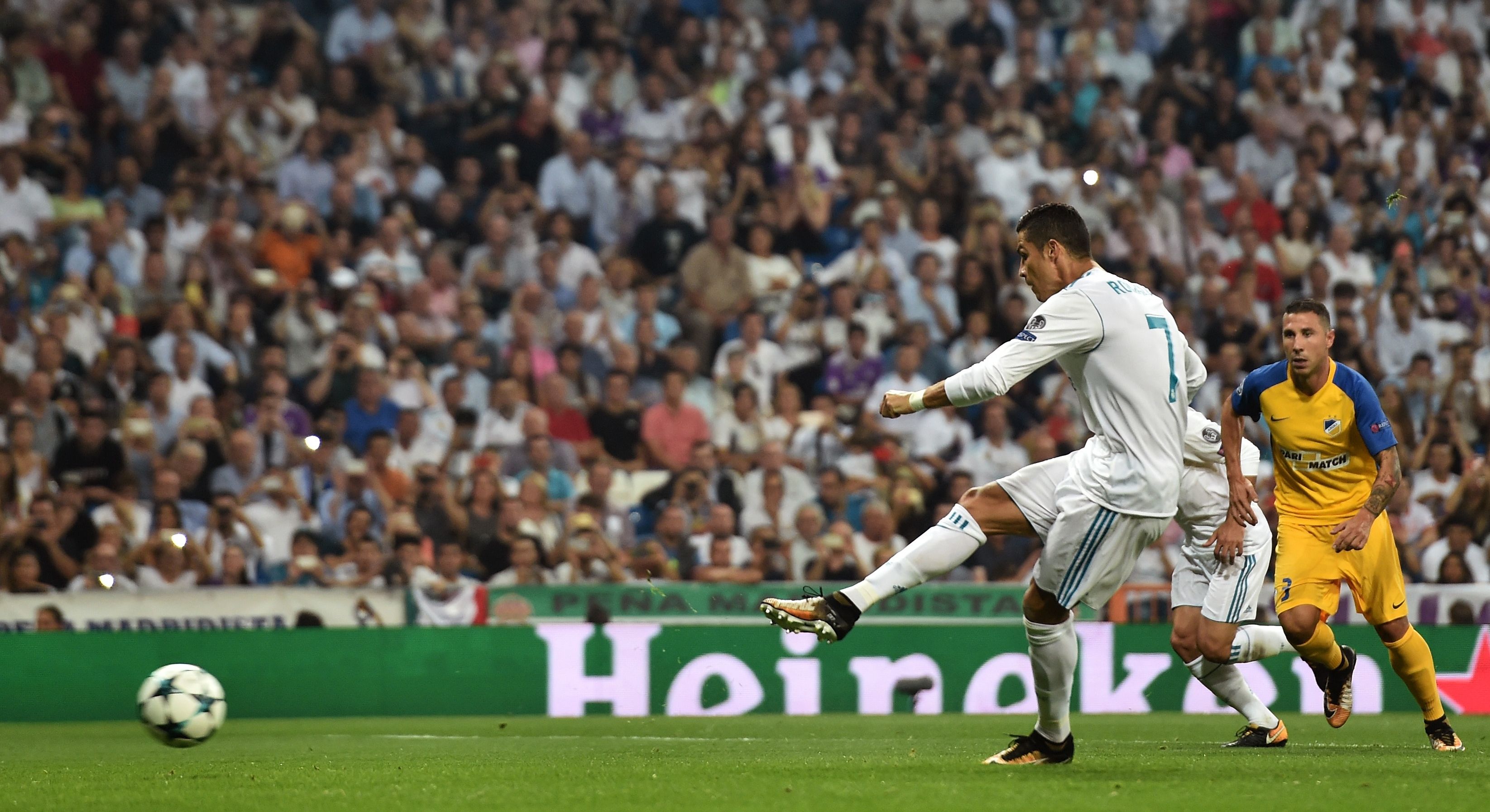 Cristiano Ronaldo Real Madrid APOEL