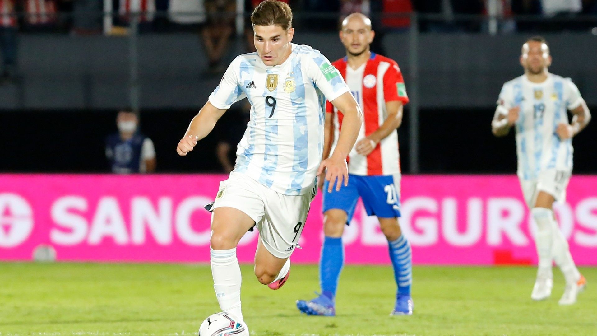Julian Alvarez Paraguay Argentina Eliminatorias Sudamericanas 07102021