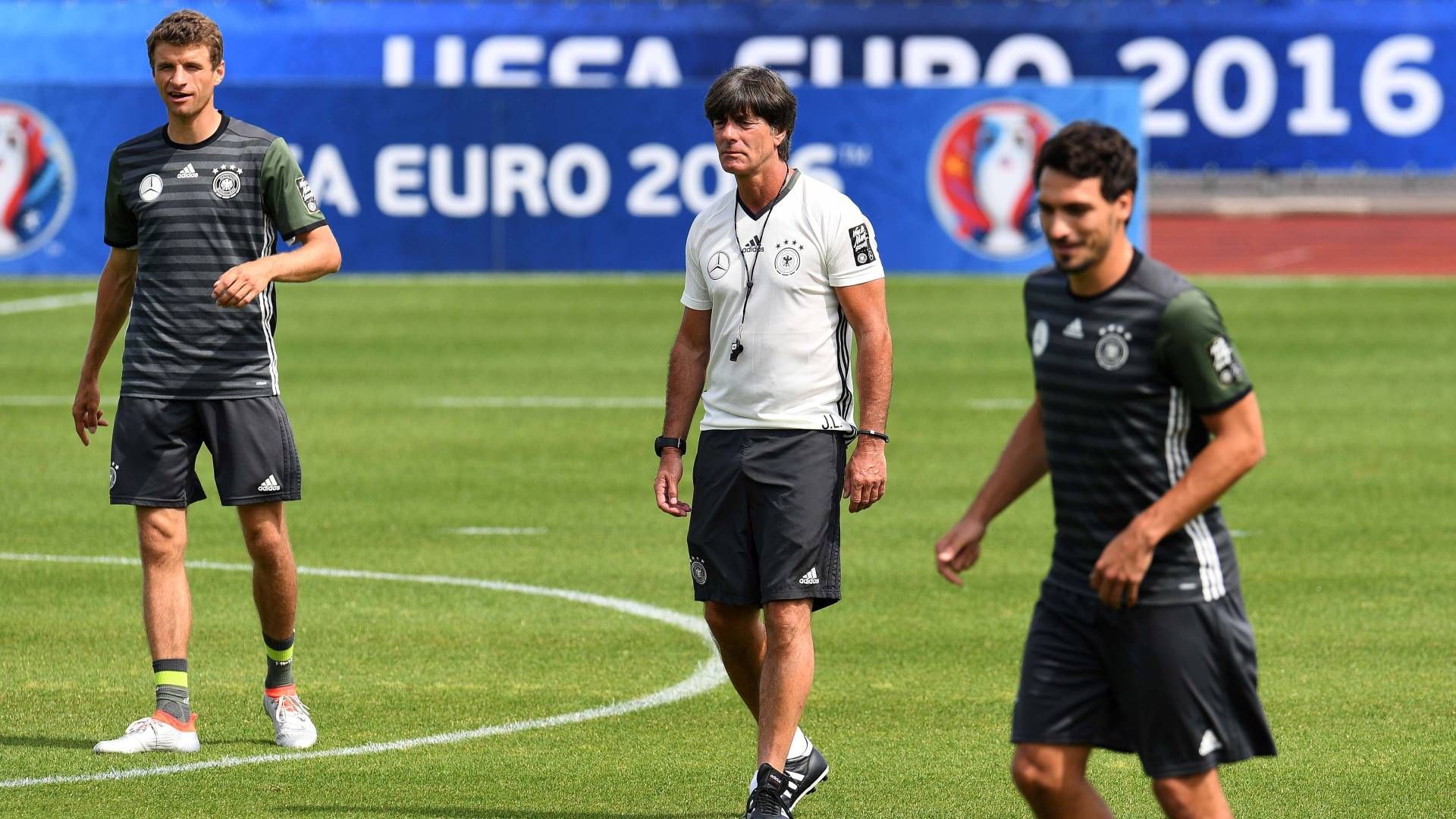 Joachim Löw Thomas Müller Mats Hummels