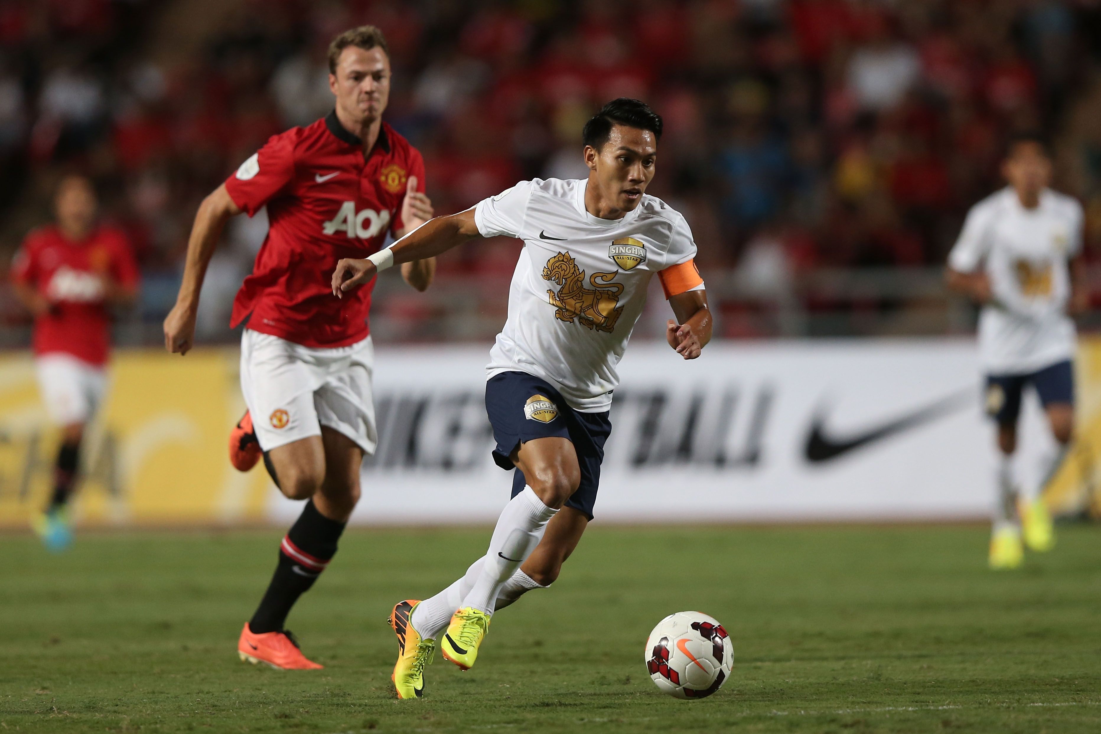 ธีรเทพ วิโนทัย