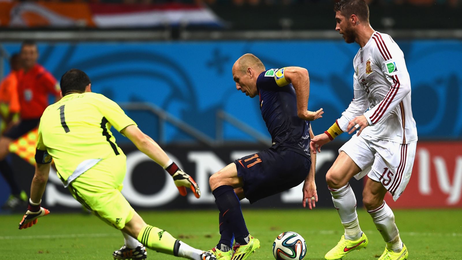 Casillas España vs. Holanda en Brasil 2014