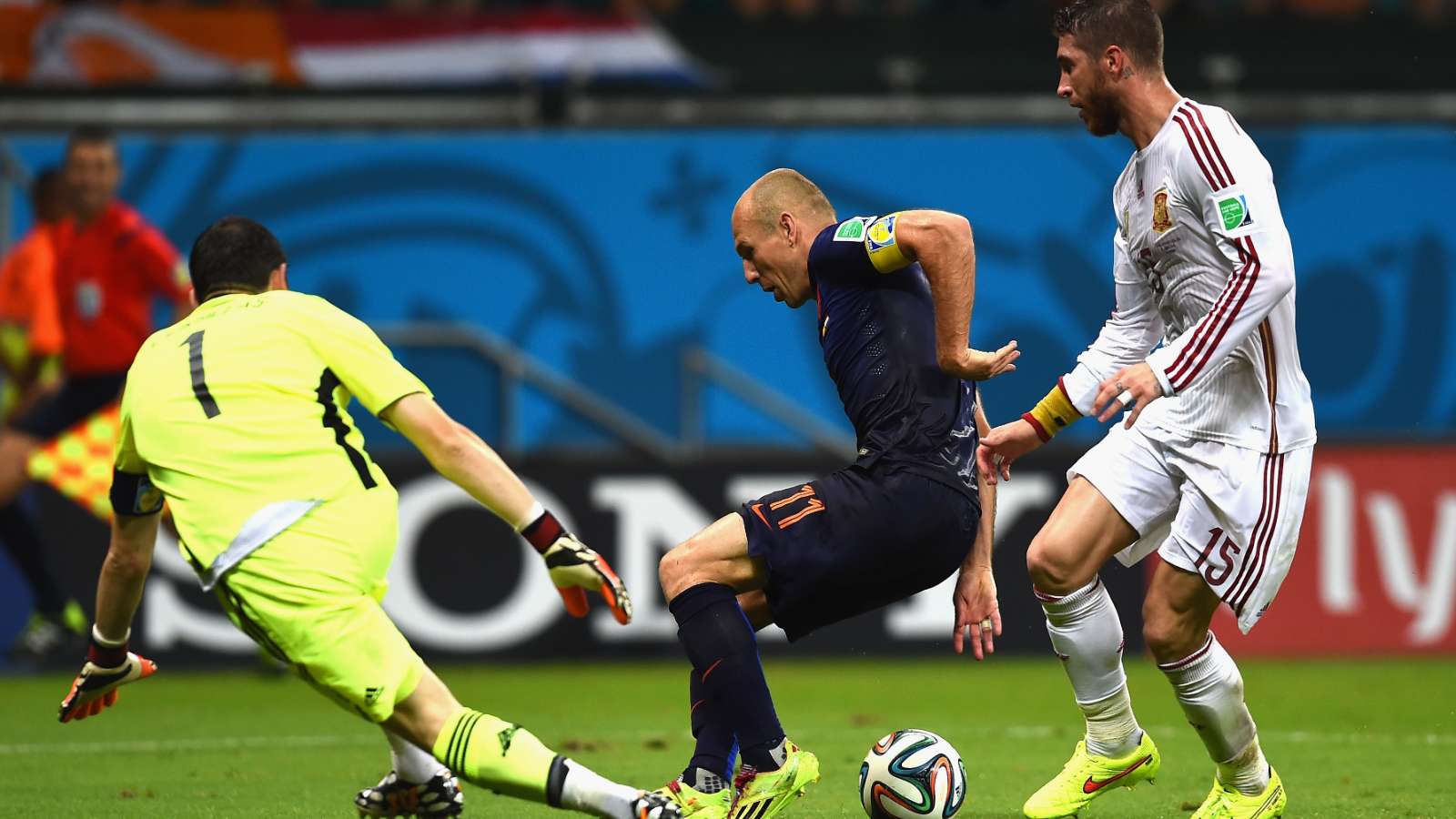 Casillas España vs. Holanda en Brasil 2014