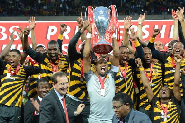 Itumeleng Khune of Chiefs lifts the cup