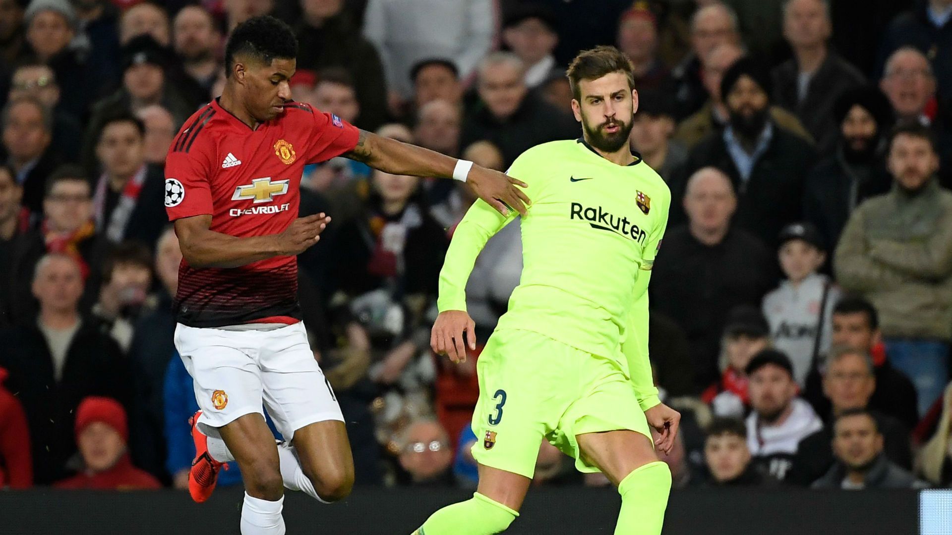 Marcus Rashford Gerard Pique Manchester United Barcelona Champions League 2019