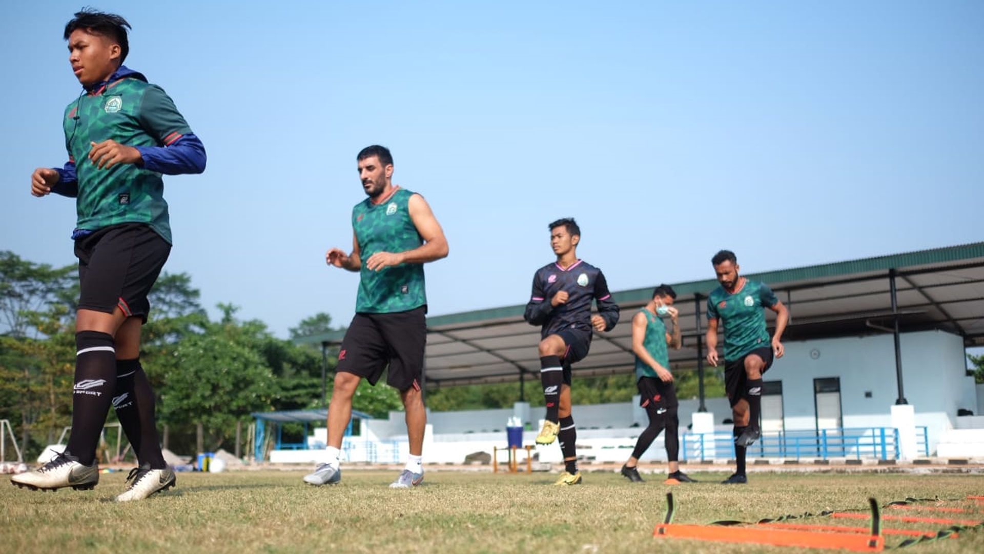 Latihan TIRA Persikabo